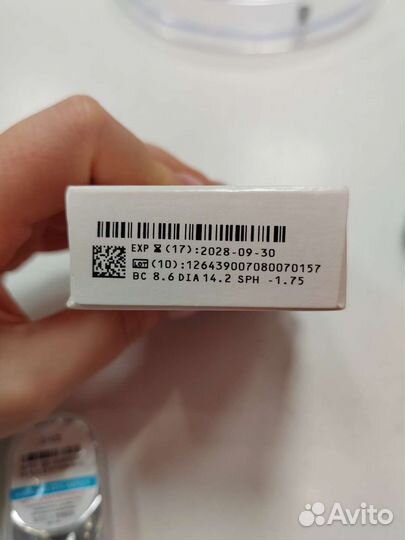 Линзы CooperVision Biomedics 55 -1.75 R 8.6 4 шт