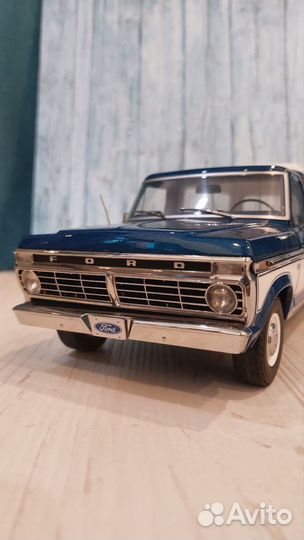 Модель 1:18 ford F-100 Pick-Up Deluxe