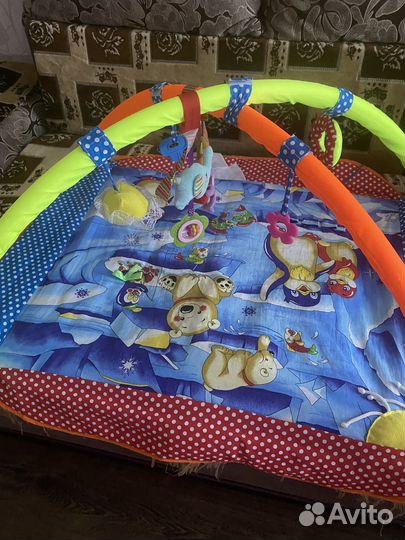 Развивающий коврик