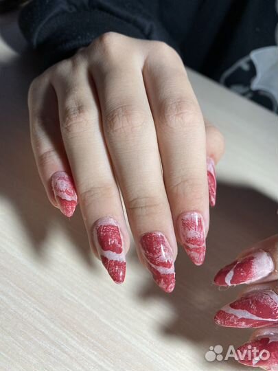 Наращивание ногтей