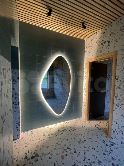 Дом 40 м² на участке 2 га