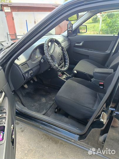 LADA Priora 1.6 МТ, 2012, 220 650 км