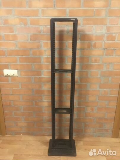 Стойка под CD DVD