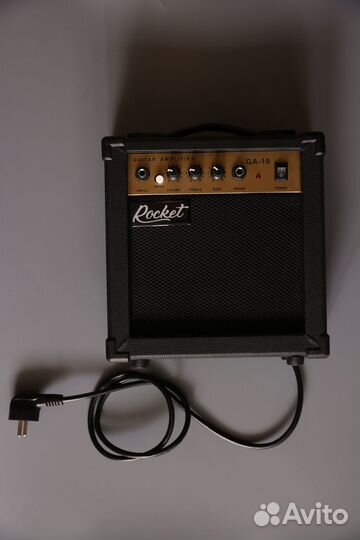 RockEt GA-10 Комбоусилитель для электрогитары