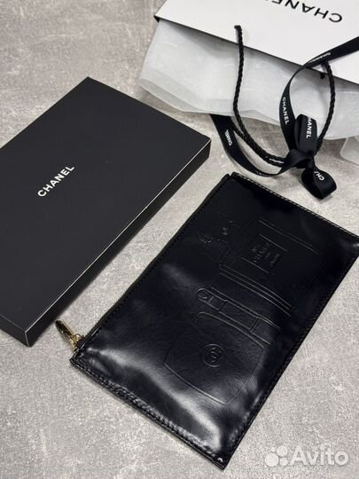 Chanel косметичка из мягкой кожи черная