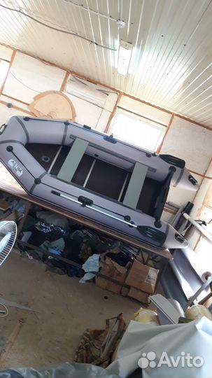 Новые Лодка пвх Надувная 300 Килевая от завода