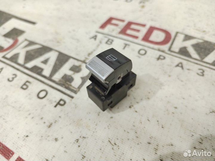 Кнопка стеклоподъемника задняя правая Lifan Solano