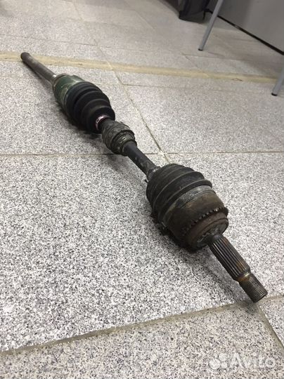 Mitsubishi outlander 1 2.4 АКПП Полуось передняя л