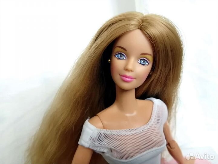 Барби Sleeping Beauty на йоге