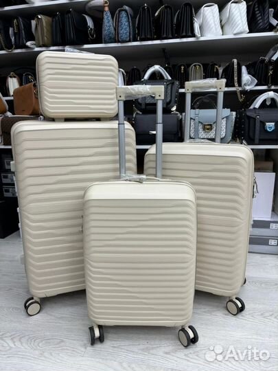 Чемодан на колесах