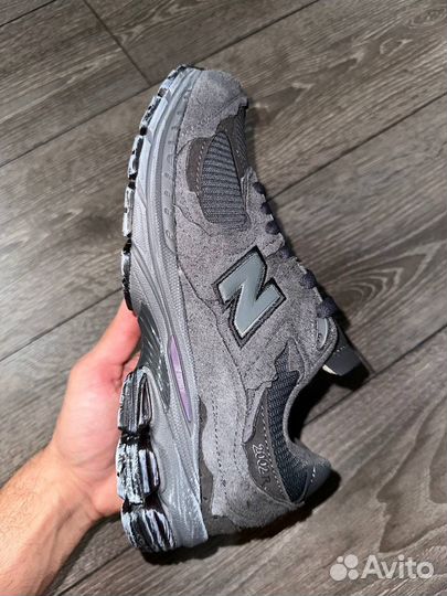 Кроссовки new balance 2002r