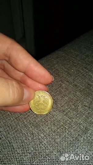 Монета 10 р 2012 г Брак