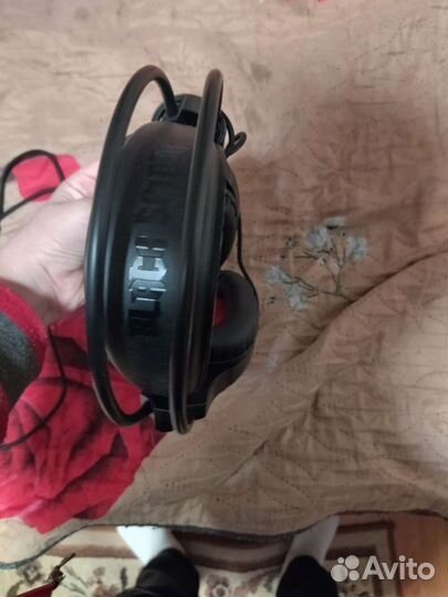 Игровые наушники