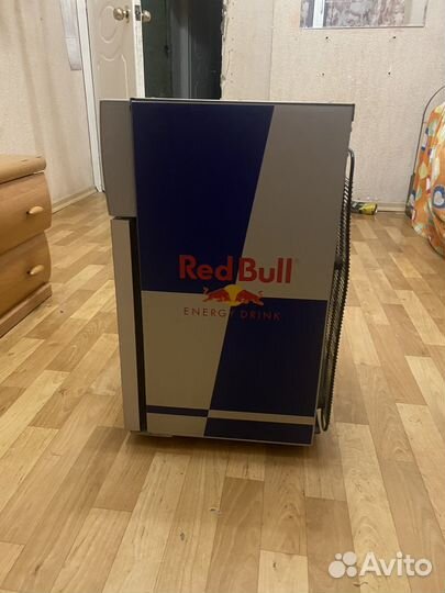 Минихолодильник red bull