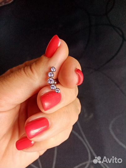 Серьга-накрутка в ухо (хрящ)