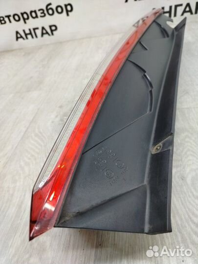 Фонарь в крыло задний левый Ford Focus CB4 qqdb