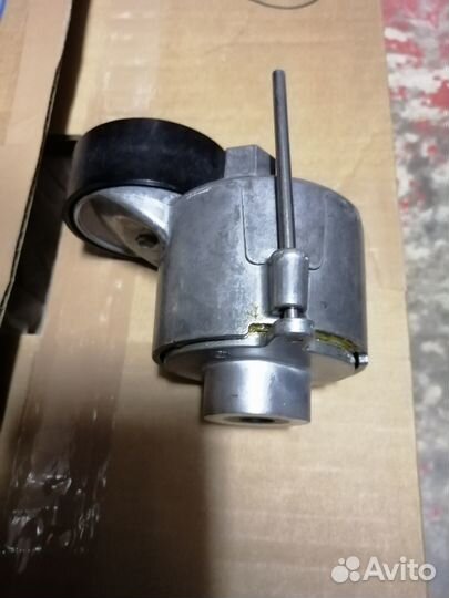 Ролик генератора 04L145299L VAG