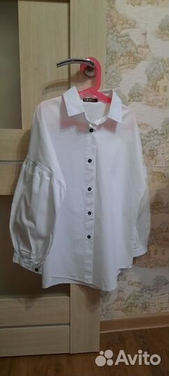 Блузка белая