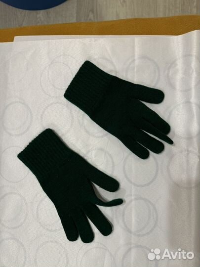 Комплект шапка, шарф, перчатки женские