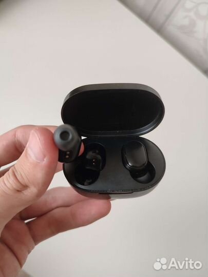 Беспроводные наушники