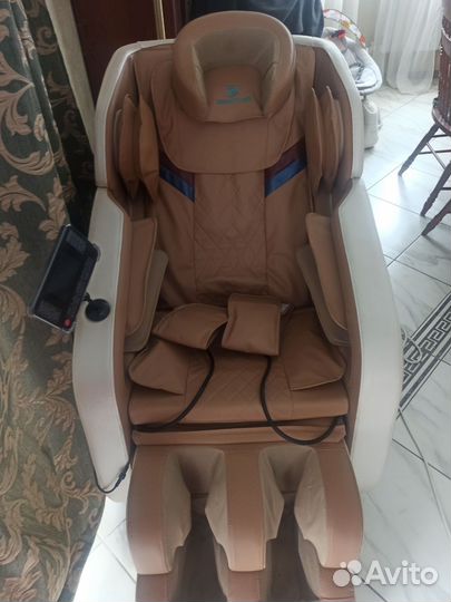 Массажное кресло