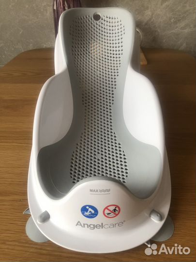Горка-лежак для купания Angelcare