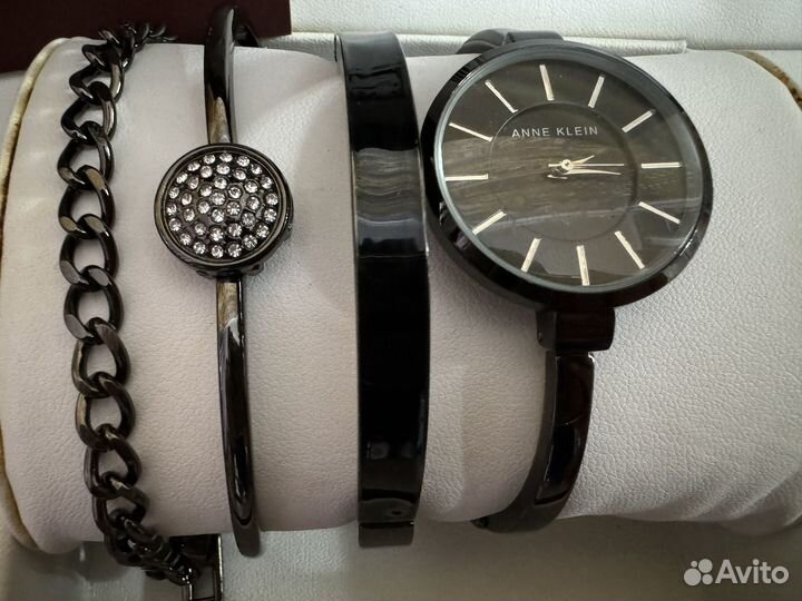 Часы anne klein
