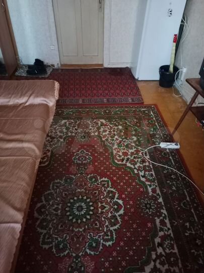 Комната 15 м² в 4-к., 2/5 эт.