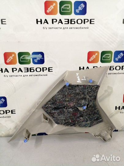 Накладка на стойку внутренняя задняя левая Renault