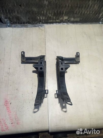 Крепление бампера заднего Saab 9-3 2 YS3F 2006