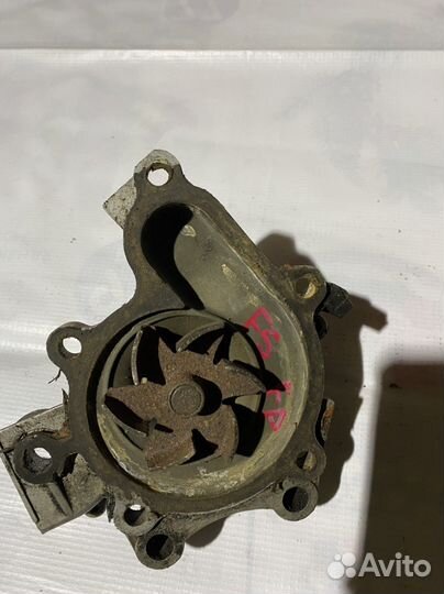 Помпа на mazda 626 Ge FS FP