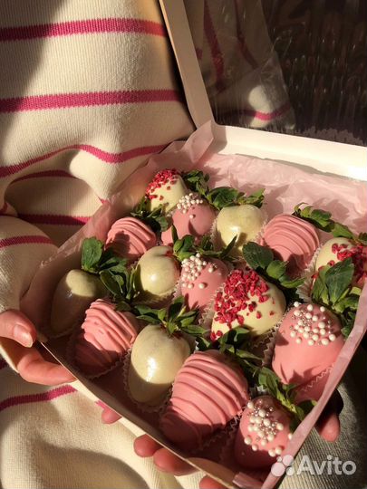 Клубника в шоколаде подарок 14 февраля