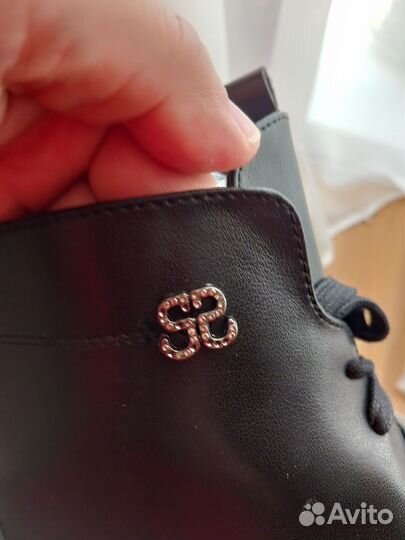 Ботинки женские 37 размер новые