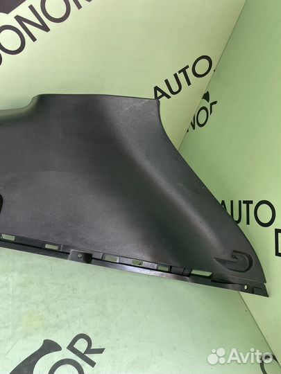 Обшивка задней правой стойки hyundai ix35