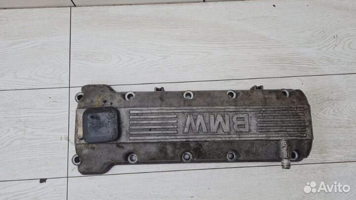 Крышка двигателя Bmw 3 E46 M43TU 1999