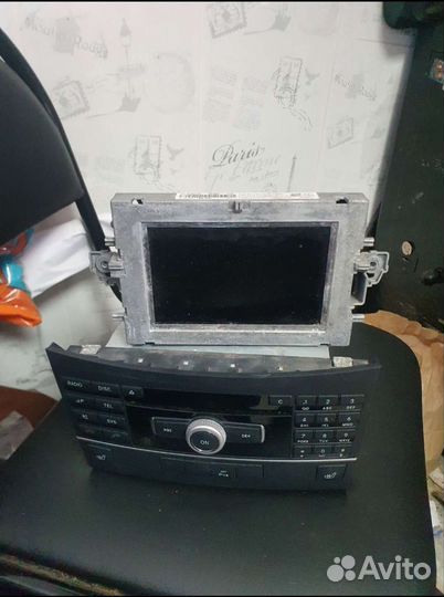 Монитор Mercedes W207 W212 для comand