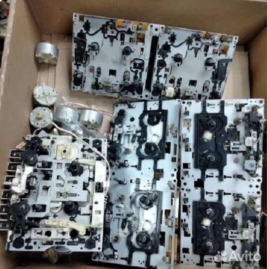 Запчасти от музыкальных центров