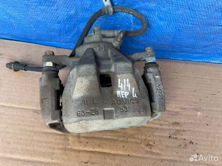 Суппорт передний левый Lexus Es350 XV40 3 2009