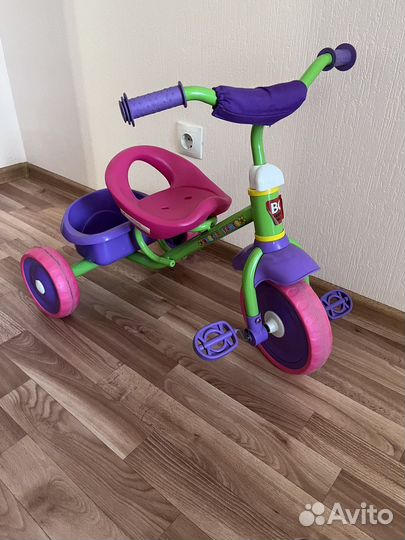 Трехколесный велосипед