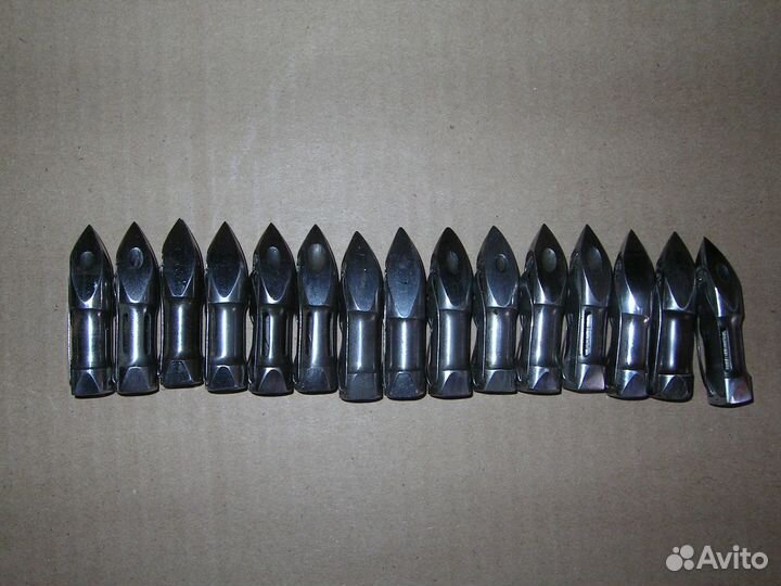 Челнок для швейной машины