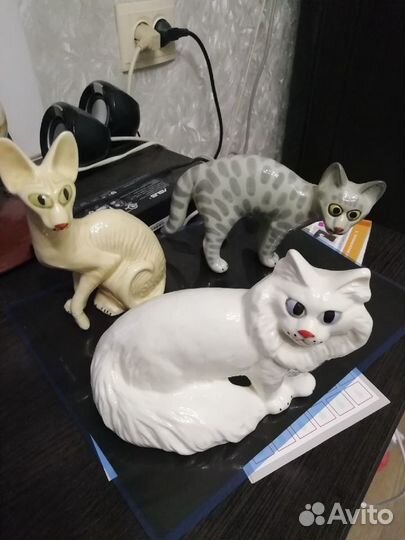 Фарфоровые и фаянсовые статуэтки животных