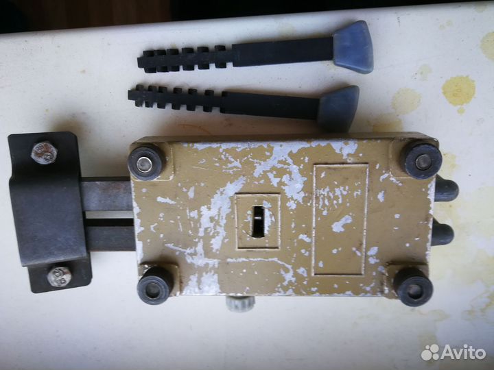 Замок гаражные, реечный