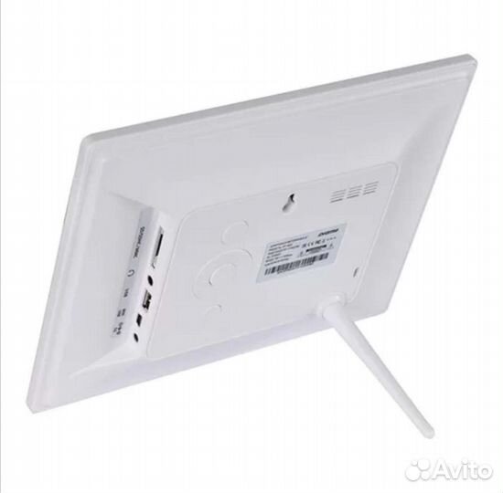 Цифровая фоторамка Digma PF-833 White