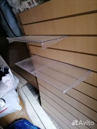 Пластиковые полки под маникены, вещи