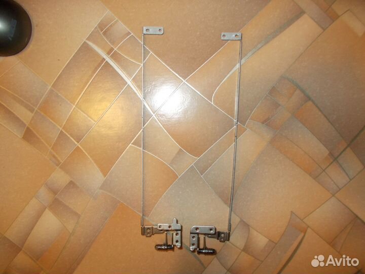 Петли нотубка 15.6 DNS TWC-N13P-GT