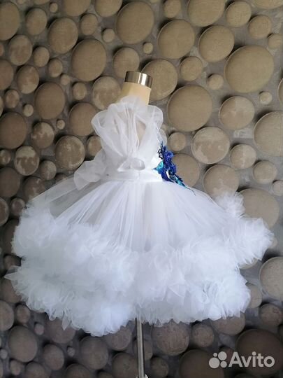 Нарядное платье для девочки