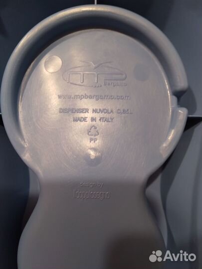 Кормушка для кошек и мелких собак