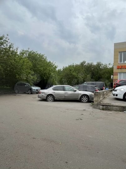 Здание, 680 м²