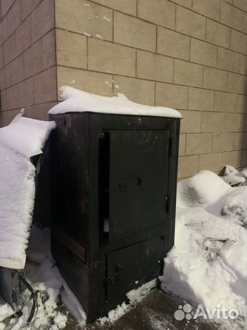 Сейф металлический