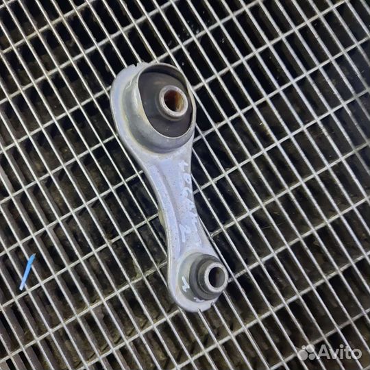 Renault logan 2 подушка задняя